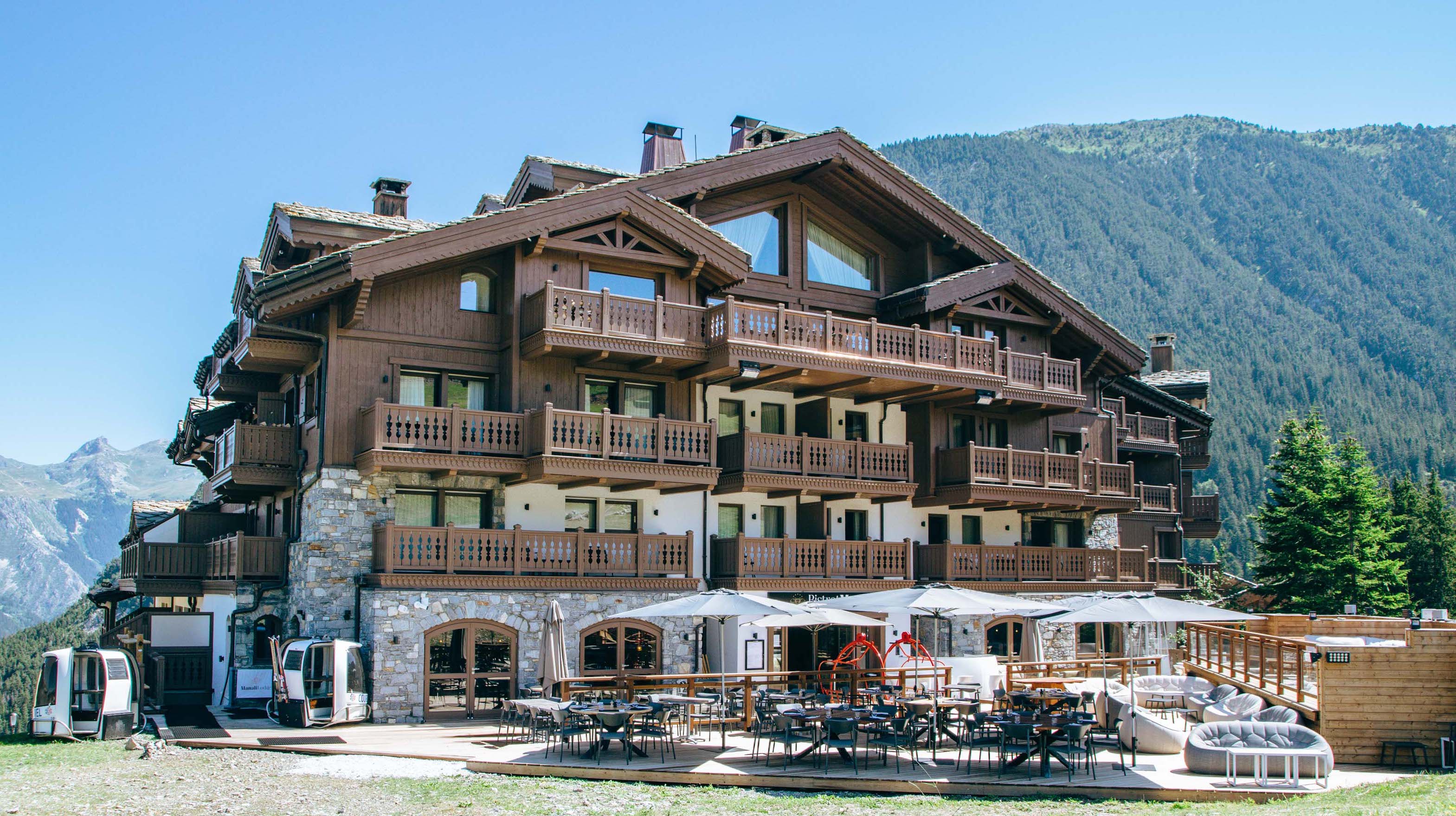 The sunny Bistrot Manali terrace in summer